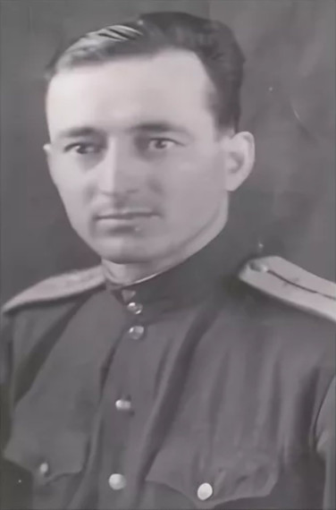 Хочу рассказать об участнике Великой Отечественной войны, моем родственнике- Газдиеве Ибрагиме Эльбердовиче..